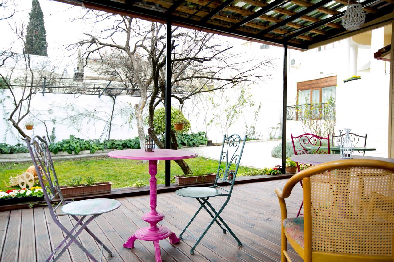 Hotel Badagi Tiflis Exterior foto