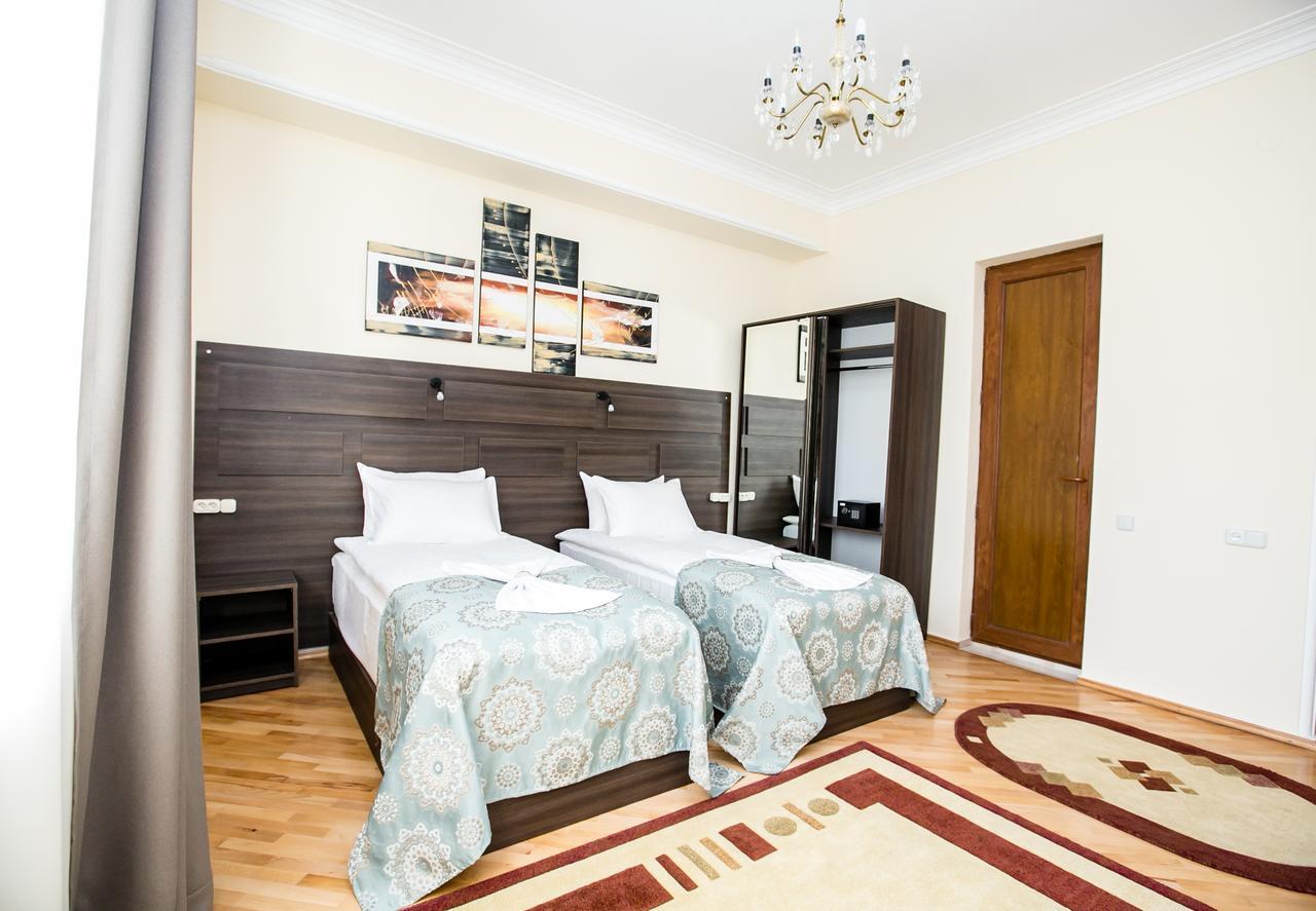 Hotel Badagi Tiflis Exterior foto