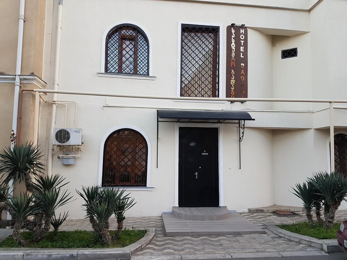 Hotel Badagi Tiflis Exterior foto